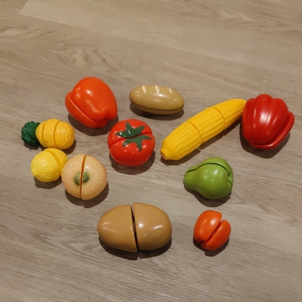 Lot Of 11pc Vintage Retro Inspired Kids Pretend Play Velcroed Colorful Play Food